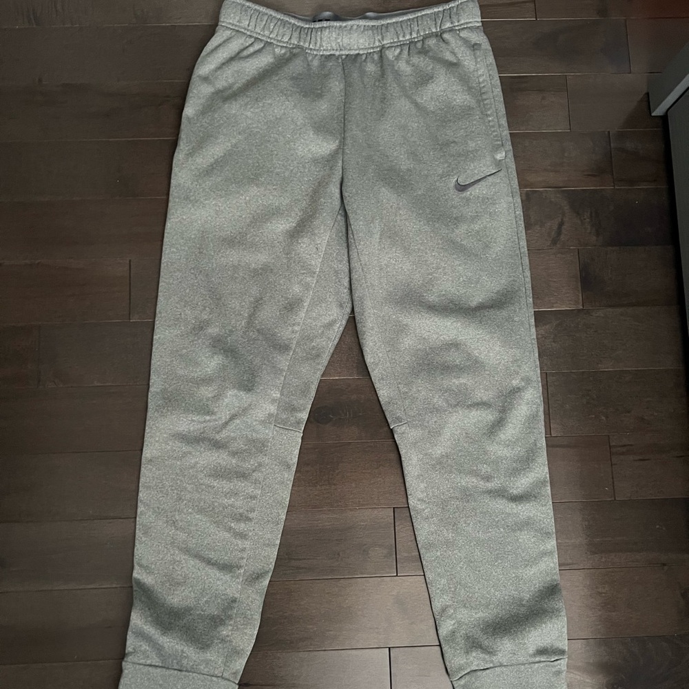 Nike joggers